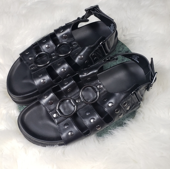 asos chunky sandal in black grunge - Picture 6 of 6